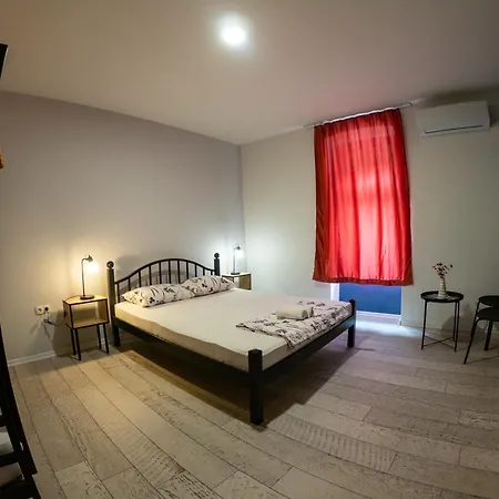 Ikari Guest house