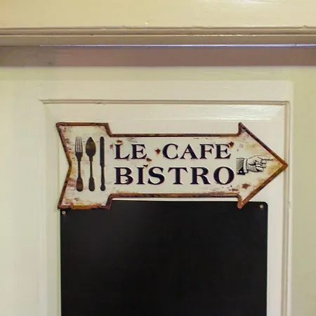 Ikari Guest house